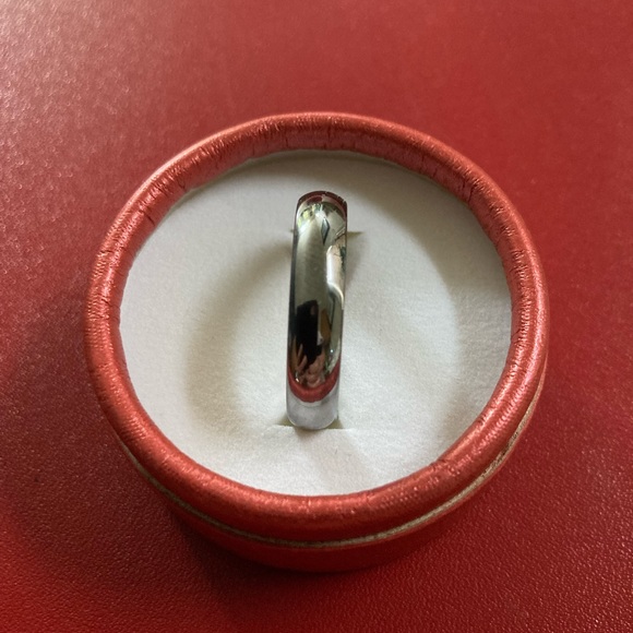 Tungsten Carbide Band Magnum by NStar Highly polished rolled edge band Size 13 - Picture 3 of 6